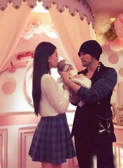 揭秘娱乐圈那些幼龄的星妈