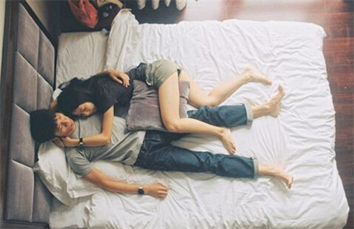 事业爱情都不顺的星座