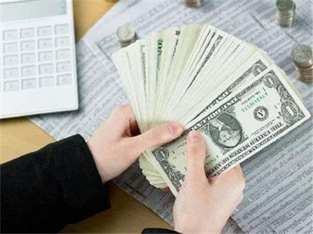 易成超级富豪的星座 易成超级富豪的星座