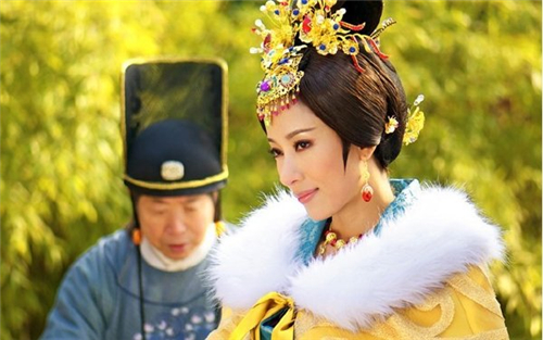 爱情中受宠的星座女人