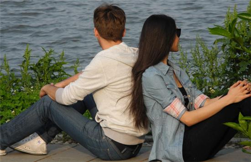 让男人单相思的星座女 让男人单相思的星座女