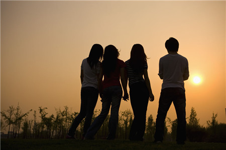 可称人脉帝的星座 可称人脉帝的星座