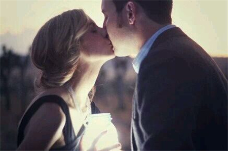 星座男如何俘获拒婚 星座男如何俘获拒婚