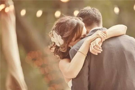 相信金钱能换真爱星座女 相信金钱能换真爱星座女